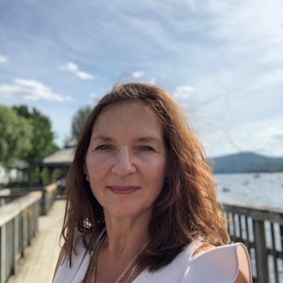 Meet your Posher, Alma - Picture 2 of 2